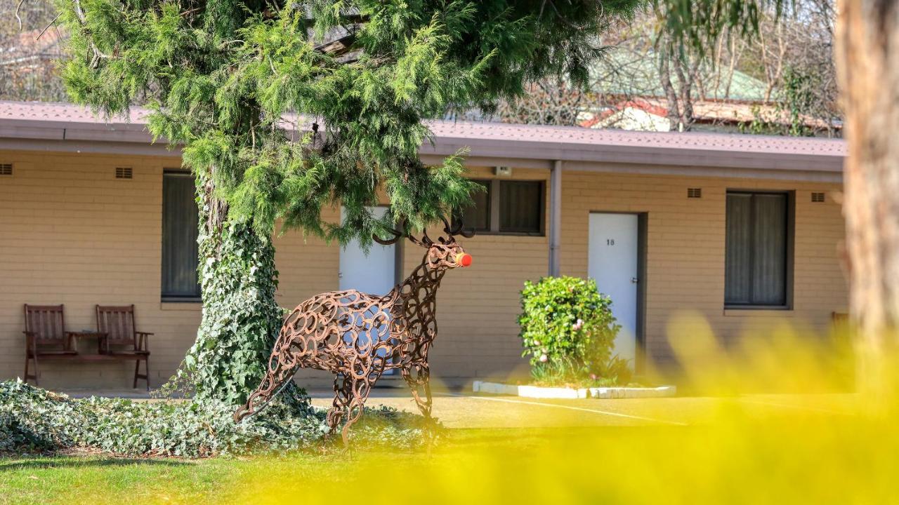 Hamilton Hume Motor Inn Yass Exteriér fotografie